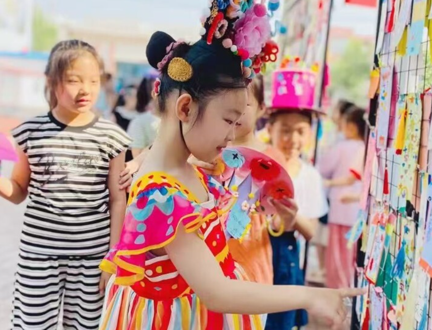 <b>滕州市实验小学荆河路校区举行 首届“荆”彩·数学文化节活动</b>