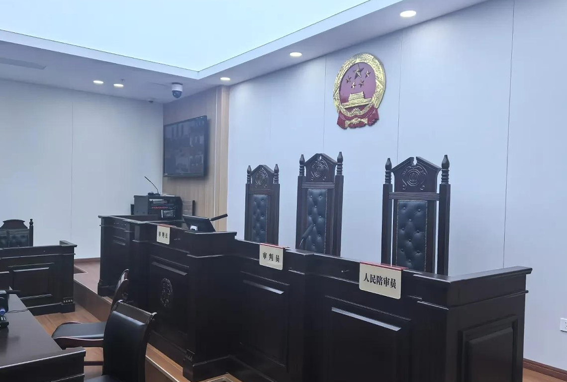律师袍下的星光——一位律师的挣扎与荣光