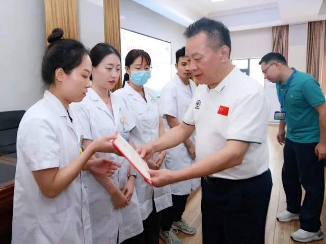 感谢医路有你② ▏毕业啦！常回家看看！！