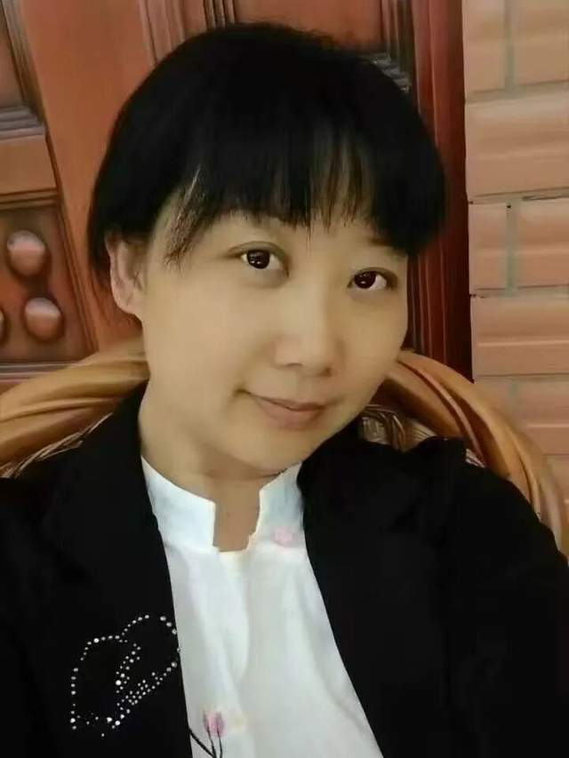 诗意经纬中的灵魂织锦：付炼诗歌的灵性书写与生命图景