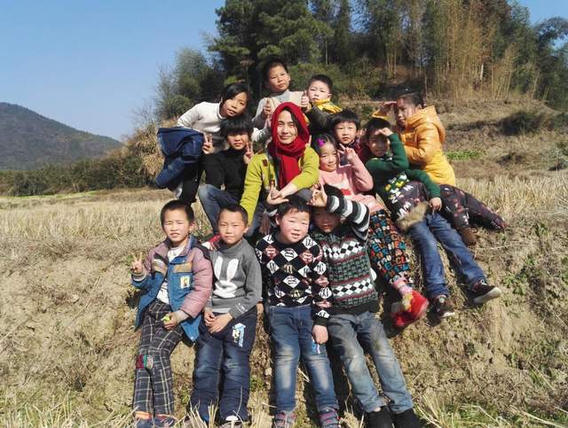 <strong>论《一天二十年：我与留守学生的二</strong>