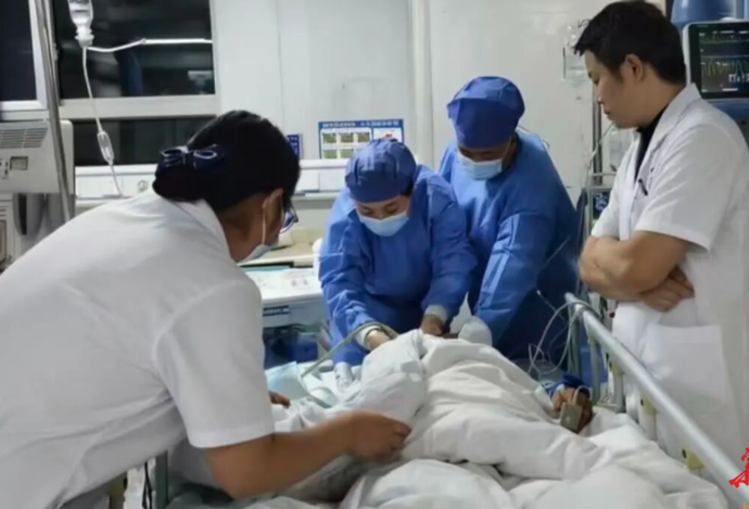 湘潭市第一人民医院多学科协作创造生命奇迹