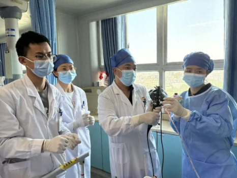 <b>命悬一线！支气管镜下支架置入让濒临窒息的患者重获顺畅呼吸</b>