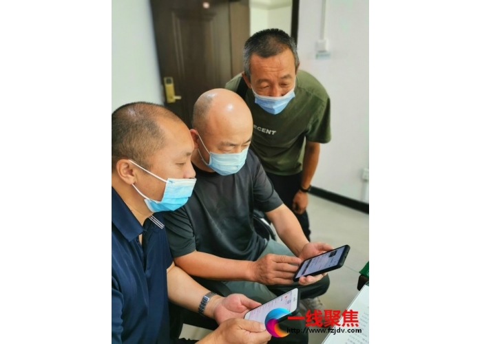 党员们的新“竞争”