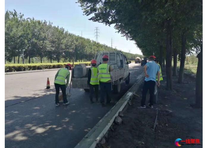 修复路沿石 使道路整齐美观