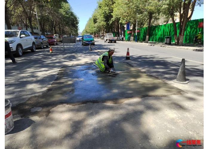 两处道路塌陷修复完好