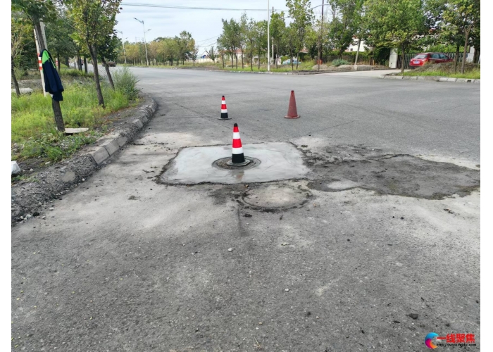 道路消防井下沉严重 车辆出入存隐患