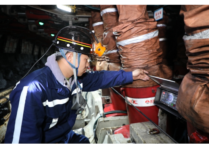 <strong>蒲白建新煤化：在“劳动竞赛”中拼</strong>
