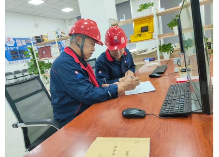 <b>绷紧“安全弦” 共度祥和节 把好“双节”安全关</b>