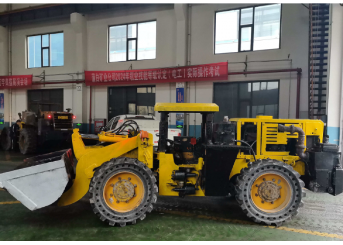 陕煤蒲白建新煤化:井下辅运车辆新添“安全阀”