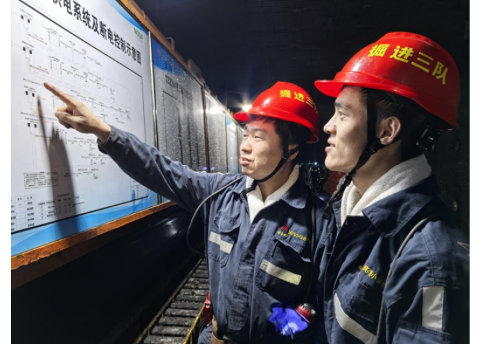 小保当矿业公司:以“营销”思维锻造核心战力,激活稳产增效新引擎