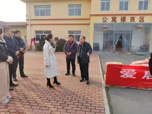 爱心汇聚暖夕阳 多方携手传温情——峄城区各界联合开展敬老慰问活动,为寒冬注入暖流(图6) 爱心汇聚暖夕阳 多方携手传温情——峄城区各界联合开展敬老慰问活动,为寒冬注入暖流(图6)