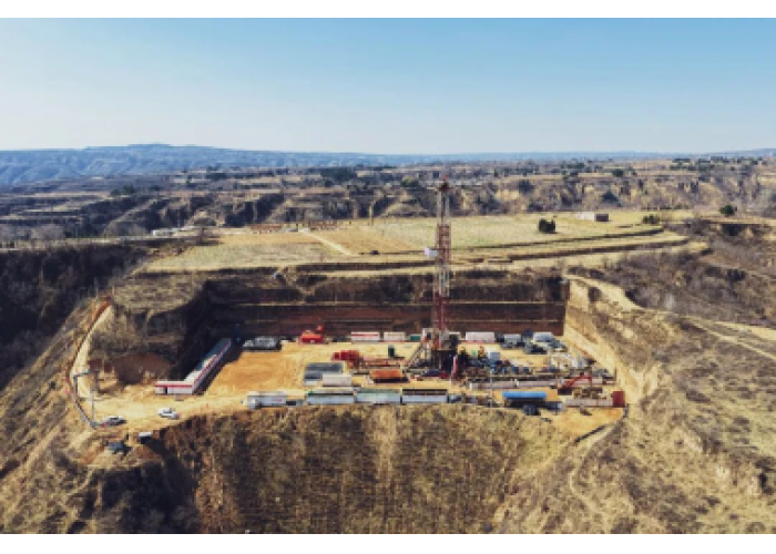 延长气田采气一厂:厂长加进到建井现场督导复工复产工作