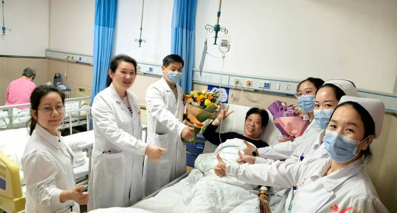 以匠心，守初心|周诗波身体亮过“红灯”他依然选择站在手术台前